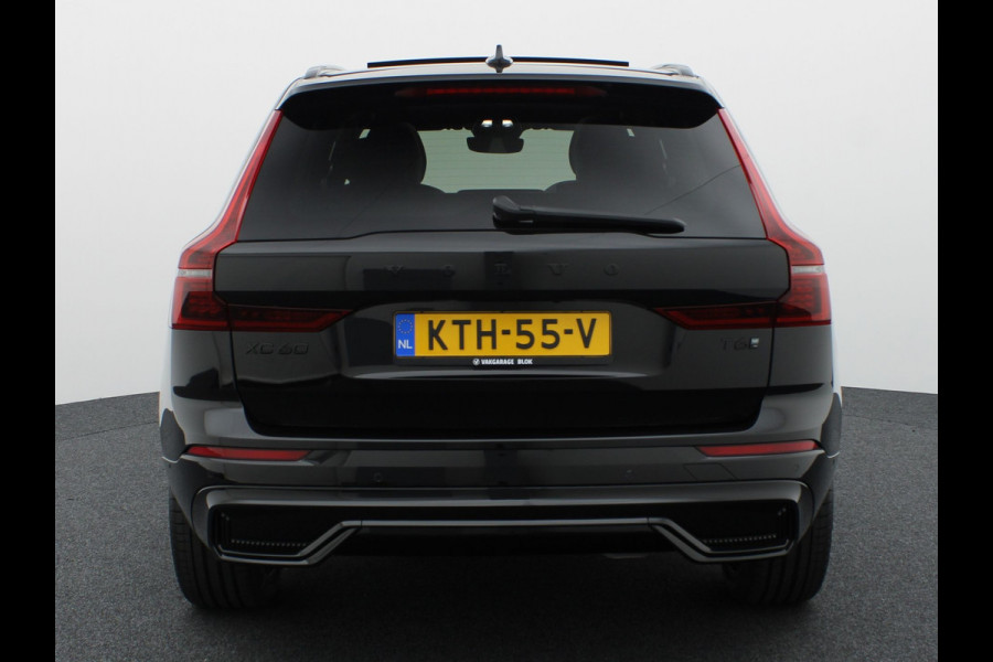 Volvo XC60 2.0 T6 Plug-in hybrid AWD Plus Dark | Trekhaak | Panodak | Dode Hoek | 360 Camera | Harman Kardon | Head Up | Elk. Klep | Prijs Rijklaar !!