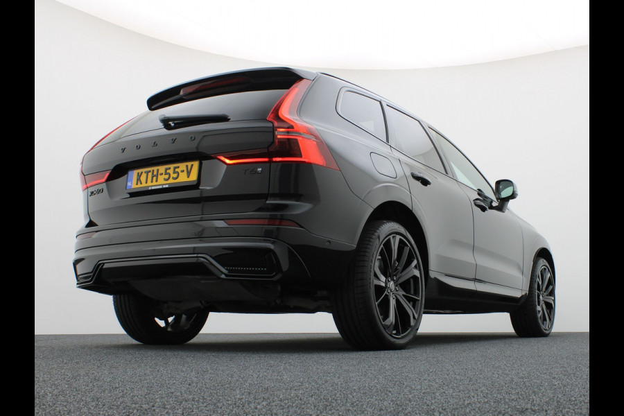 Volvo XC60 2.0 T6 Plug-in hybrid AWD Plus Dark | Trekhaak | Panodak | Dode Hoek | 360 Camera | Harman Kardon | Head Up | Elk. Klep | Prijs Rijklaar !!