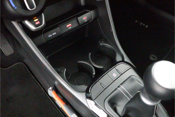 Kia Picanto 1.0 DPI DynamicLine Achteruitrijcamera - Navigatie - Airco - Cruise Control - Apple Carplay / Android Auto Fabrieksgarantie tot 04-2032
