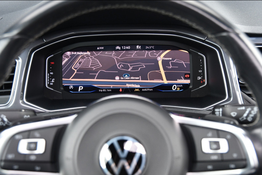 Volkswagen T-Roc 1.5 TSI 2x R-Line, Pano, ACC, Virtual, Camera, Dodeh!