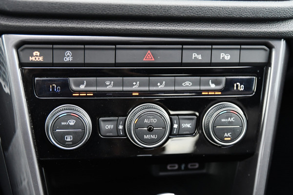 Volkswagen T-Roc 1.5 TSI 2x R-Line, Pano, ACC, Virtual, Camera, Dodeh!