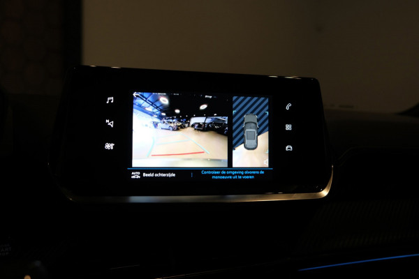 Peugeot 2008 1.2 PureTech GT-Line *PANORAMADAK* 39dkm! Nieuwstaat Apple Carplay & Camera