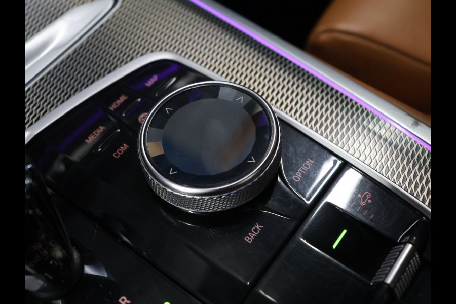 BMW X5 xDrive45e M Sport [MAXTON DESIGN, SCHUIFKANTELDAK, TREKHAAK INKLAPBAAR, BMW LASER, 360 CAMERA, ADAPTIVE CRUISE, LUCHTVERING, APPLE CARPLAY, MEMORY SEATS, STOELVERWARMING, NIEUWSTAAT]