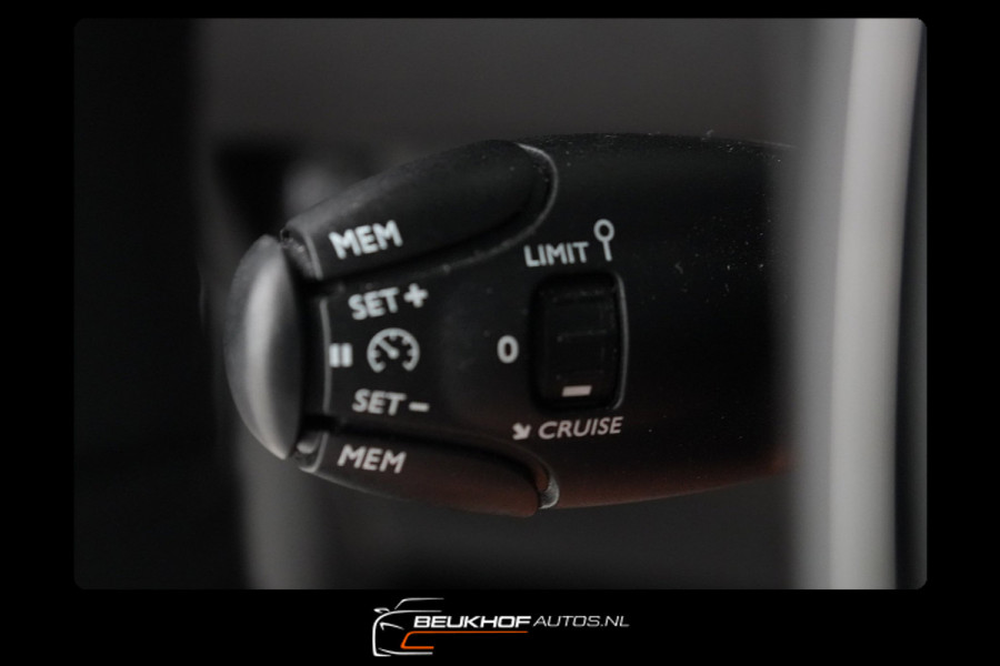 Peugeot e-208 Carplay Navi Soh 94.5%
