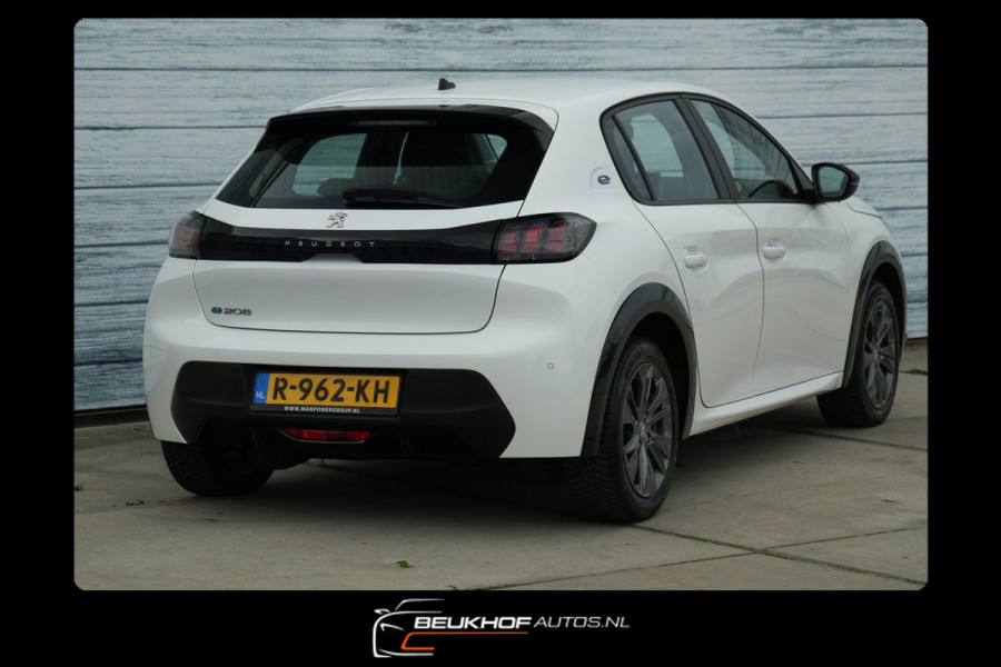 Peugeot e-208 Carplay Navi Soh 94.5%