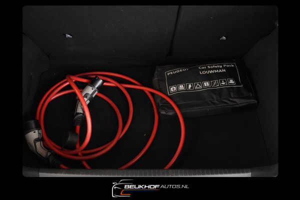 Peugeot e-208 Carplay Navi Soh 94.5%