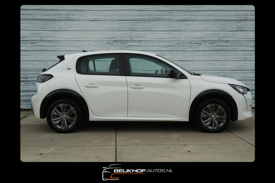 Peugeot e-208 Carplay Navi Soh 94.5%