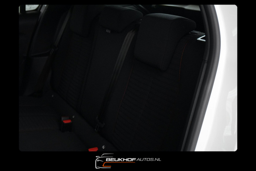 Peugeot e-208 Carplay Navi Soh 94.5%