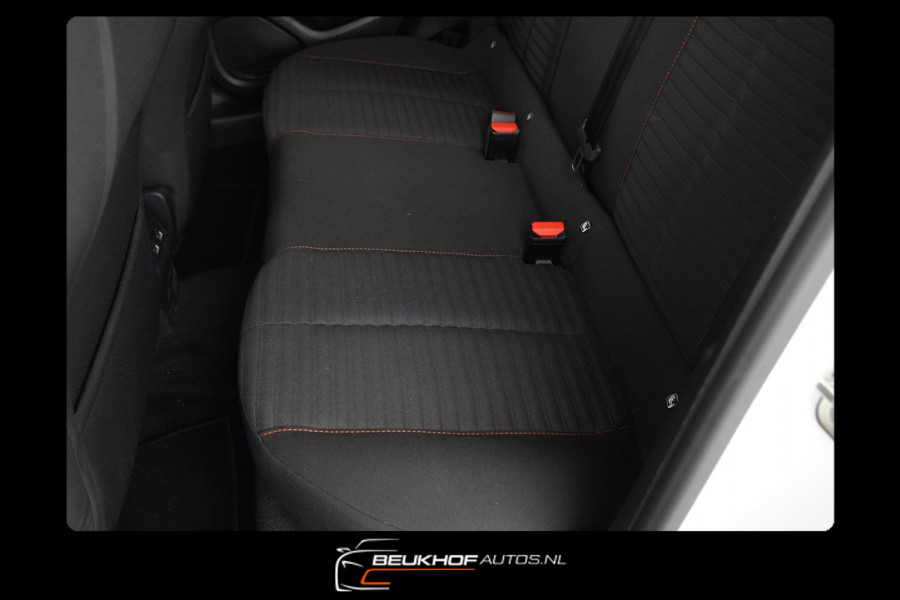 Peugeot e-208 Carplay Navi Soh 94.5%