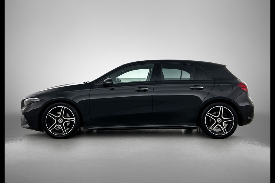 Mercedes-Benz A-Klasse 200 AMG Line | AMG-Line Interieur | AMG-Line Exterieur | Achteruitrijcamera | Sfeerverlichting | Keyless Entry | 24 Maanden Mercedes-Benz Certified garantie.