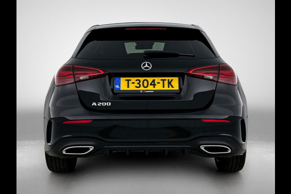 Mercedes-Benz A-Klasse 200 AMG Line | AMG-Line Interieur | AMG-Line Exterieur | Achteruitrijcamera | Sfeerverlichting | Keyless Entry | 24 Maanden Mercedes-Benz Certified garantie.
