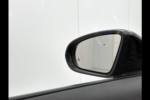 Mercedes-Benz A-Klasse 200 AMG Line | AMG-Line Interieur | AMG-Line Exterieur | Achteruitrijcamera | Sfeerverlichting | Keyless Entry | 24 Maanden Mercedes-Benz Certified garantie.