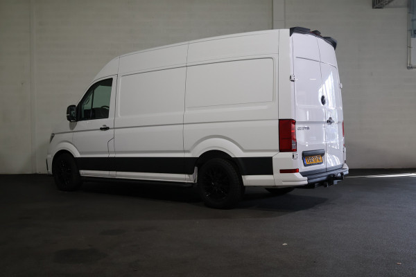 Volkswagen Crafter 2.0 TDI L3 H3 140pk Black Line Airco Navigatie Spoilerpakket