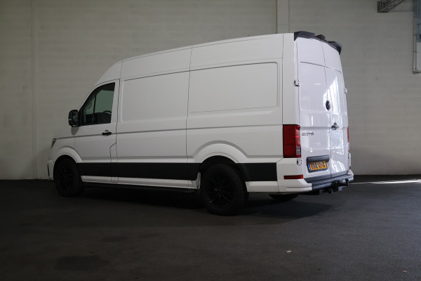 Volkswagen Crafter 2.0 TDI L3 H3 140pk Black Line Airco Navigatie Spoilerpakket