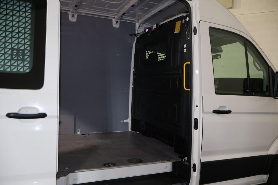 Volkswagen Crafter 2.0 TDI L3 H3 140pk Black Line Airco Navigatie Spoilerpakket