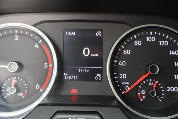 Volkswagen Crafter 2.0 TDI L3 H3 140pk Black Line Airco Navigatie Spoilerpakket