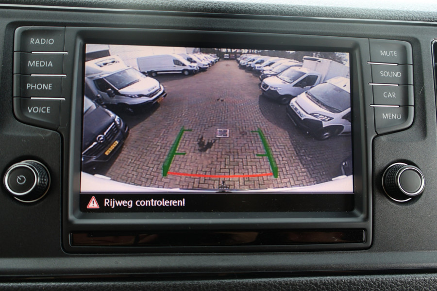 Volkswagen Crafter 2.0 TDI L3 H3 140pk Black Line Airco Navigatie Spoilerpakket