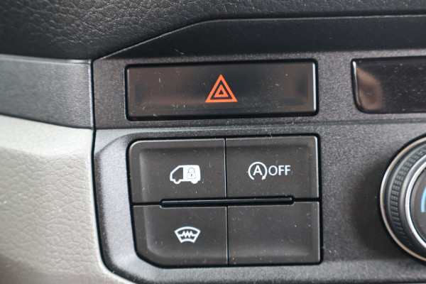Volkswagen Crafter 2.0 TDI L3 H3 140pk Black Line Airco Navigatie Spoilerpakket