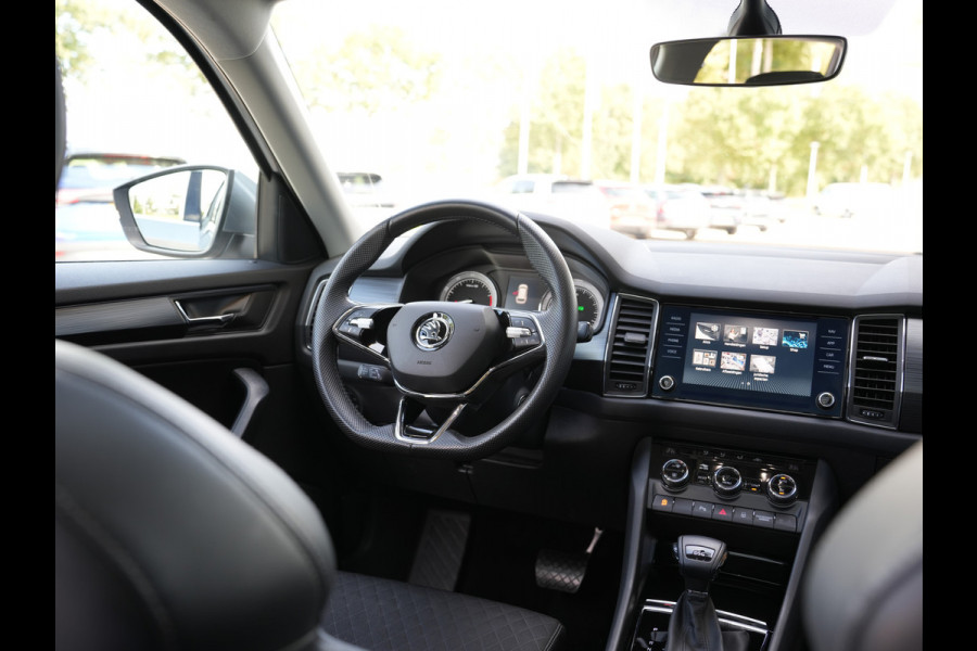 Škoda Kodiaq 1.5 TSI Business Edition | Elektrisch glazen panorama-dak | Trekhaak | Draadloze Telefoonlader |