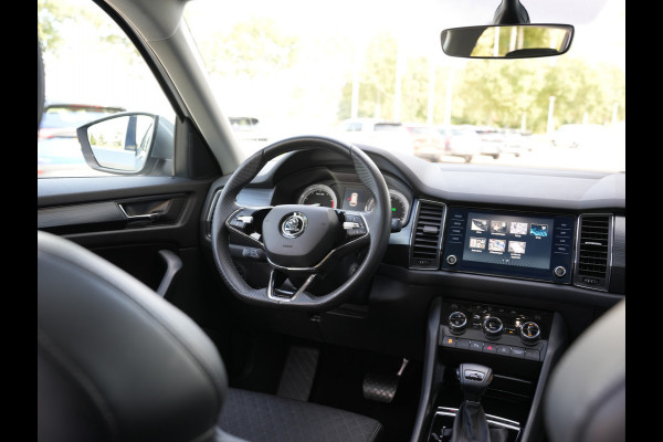 Škoda Kodiaq 1.5 TSI Business Edition | Elektrisch glazen panorama-dak | Trekhaak | Draadloze Telefoonlader |