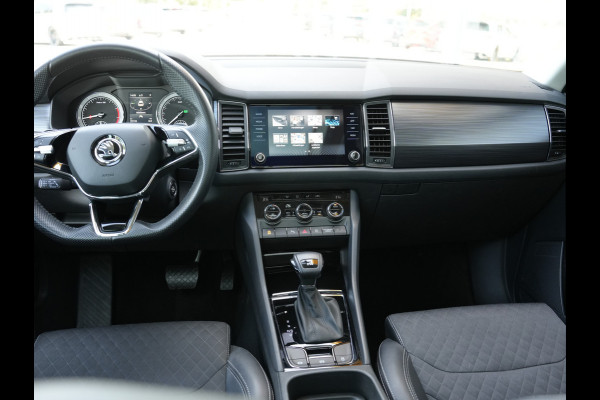 Škoda Kodiaq 1.5 TSI Business Edition | Elektrisch glazen panorama-dak | Trekhaak | Draadloze Telefoonlader |
