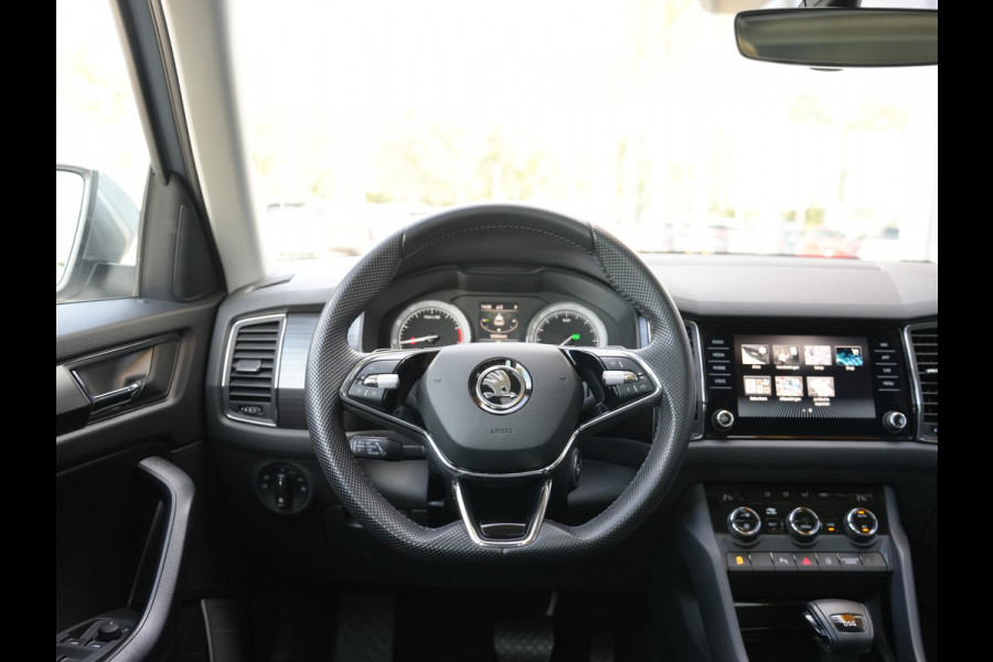 Škoda Kodiaq 1.5 TSI Business Edition | Elektrisch glazen panorama-dak | Trekhaak | Draadloze Telefoonlader |