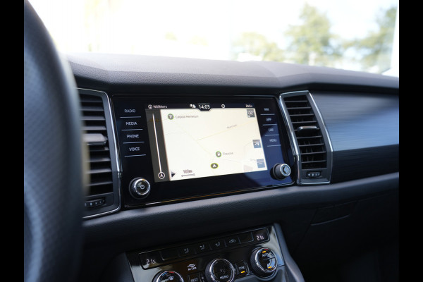 Škoda Kodiaq 1.5 TSI Business Edition | Elektrisch glazen panorama-dak | Trekhaak | Draadloze Telefoonlader |