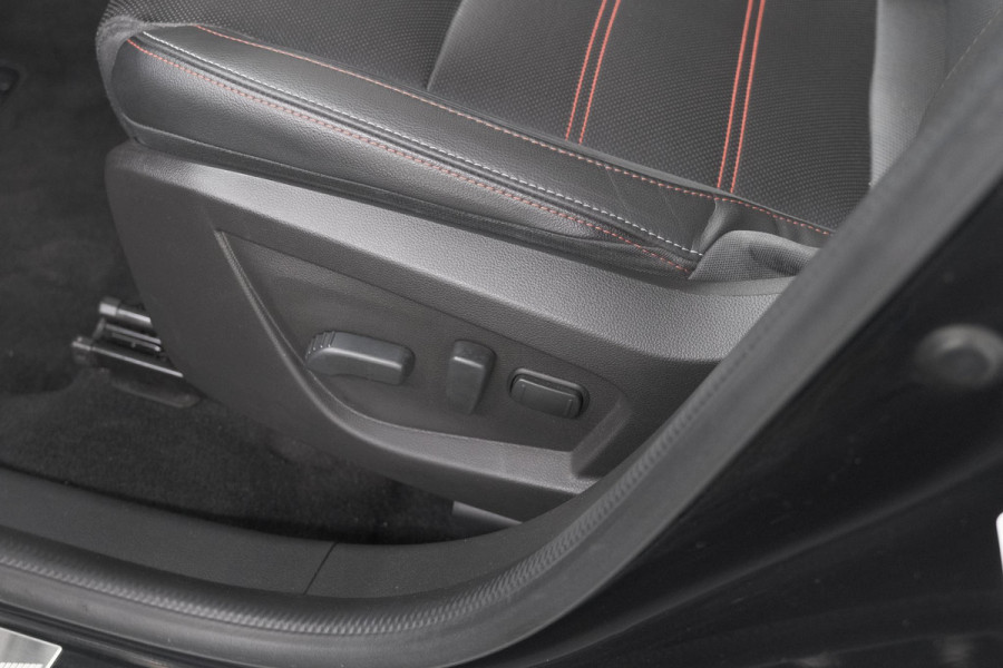 Renault Arkana 1.6 E-Tech Hybrid 145 R.S. Line | Adaptieve Cruise Control | Elektrische Verstelbare Stoelen | Camera | 9.3 Inch Grootscherm