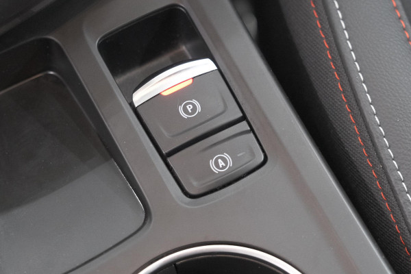 Renault Arkana 1.6 E-Tech Hybrid 145 R.S. Line | Adaptieve Cruise Control | Elektrische Verstelbare Stoelen | Camera | 9.3 Inch Grootscherm