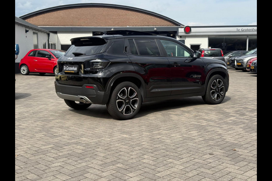 Jeep Avenger 1.2 e-Hybrid Summit