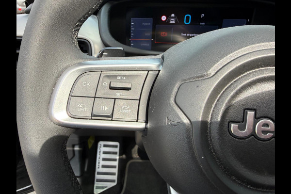 Jeep Avenger 1.2 e-Hybrid Summit
