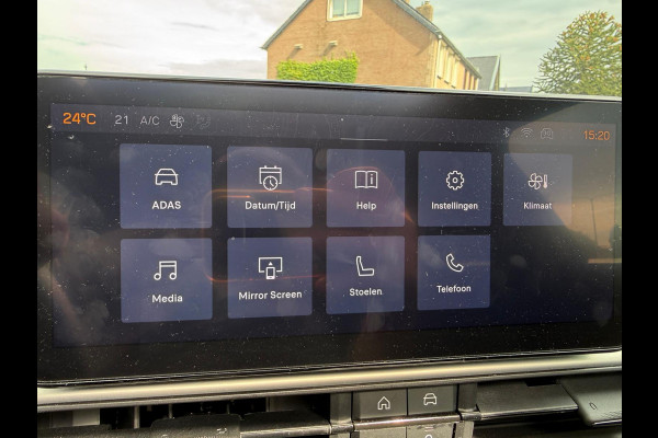 Jeep Avenger 1.2 e-Hybrid Summit