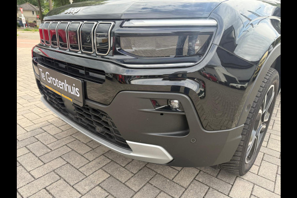Jeep Avenger 1.2 e-Hybrid Summit