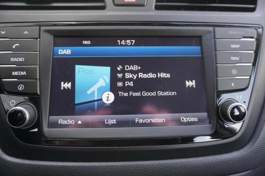 Hyundai i20 1.0 T-GDI 100PK/Dealeronderhouden/Camera/Navi/ 2e Eigenaar.