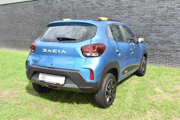 Dacia Spring Essential 27 kWh SOH 94% vol electrisch navigatie pdc Leer