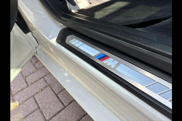 BMW iX3 High Executive 80 kWh 285 PK | M Pakket | Panoramadak | 360 graden camera | Sportstoelen | Harman/kardon | Keyless entry | Elektrische achterklep | Stoelverwarming | Head Up Display