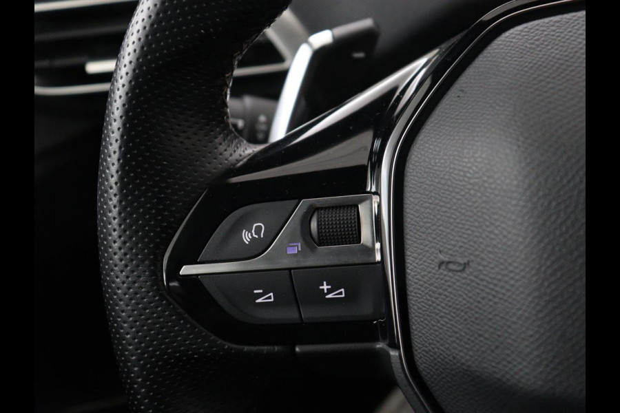 Peugeot 3008 1.6 HYbrid 225 GT Pack Business | SOH 90,2% | Panoramadak | Stoelverwarming | Adaptive cruise | Carplay | Keyless | Side Assist | Leder/Alcantara | Full LED | Navigatie | 360 Camera | PHEV | Plug In
