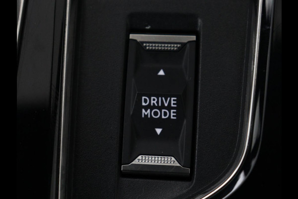 Peugeot 3008 1.6 HYbrid 225 GT Pack Business | SOH 90,2% | Panoramadak | Stoelverwarming | Adaptive cruise | Carplay | Keyless | Side Assist | Leder/Alcantara | Full LED | Navigatie | 360 Camera | PHEV | Plug In
