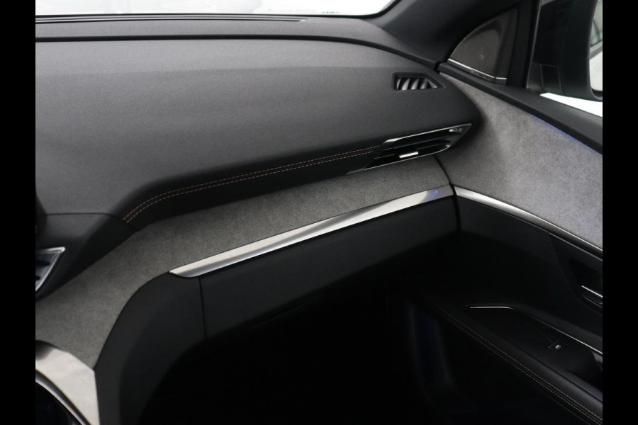 Peugeot 3008 1.6 HYbrid 225 GT Pack Business | SOH 90,2% | Panoramadak | Stoelverwarming | Adaptive cruise | Carplay | Keyless | Side Assist | Leder/Alcantara | Full LED | Navigatie | 360 Camera | PHEV | Plug In