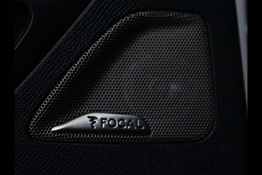 Peugeot 3008 1.6 HYbrid 225 GT Pack Business | SOH 90,2% | Panoramadak | Stoelverwarming | Adaptive cruise | Carplay | Keyless | Side Assist | Leder/Alcantara | Full LED | Navigatie | 360 Camera | PHEV | Plug In
