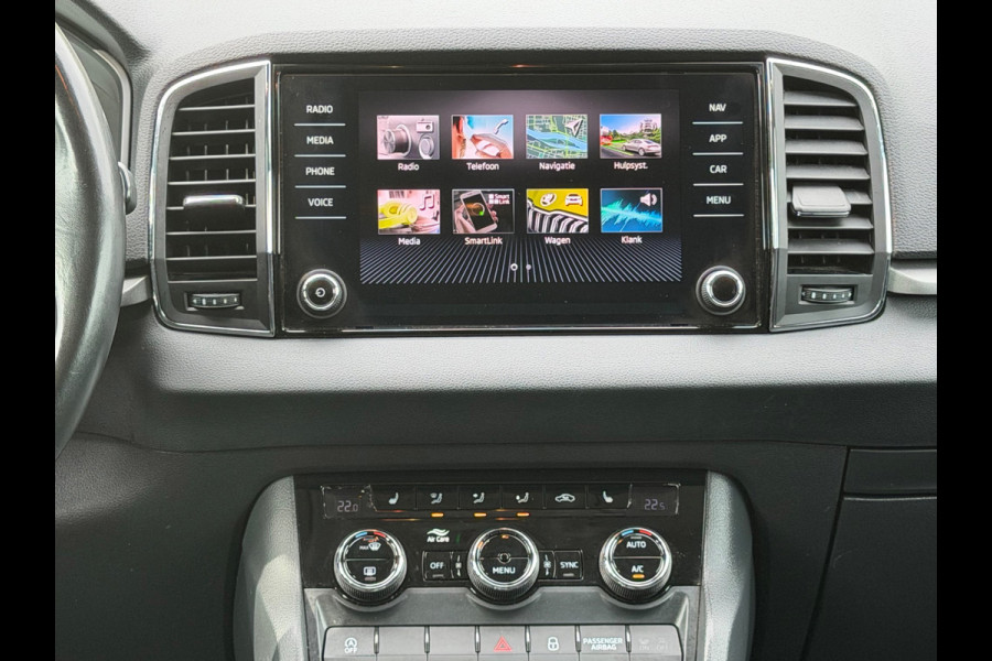 Škoda Karoq 1.5 TSI ACT Business Edition, trekhaak, stoelverwarming, navigatie, climaat controle