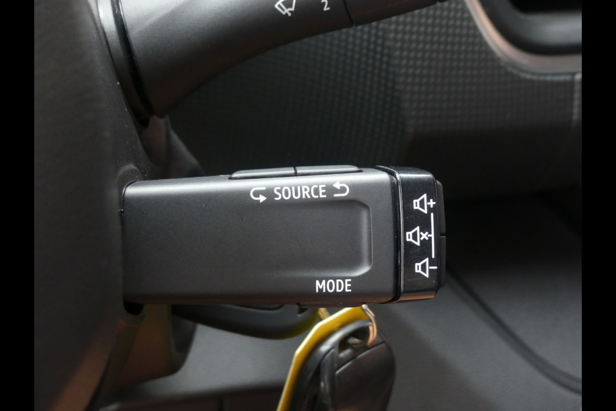 Renault Trafic 2.0 dCi 150PK T30 L2 RED EDTION LED/Camera/Apple Carplay