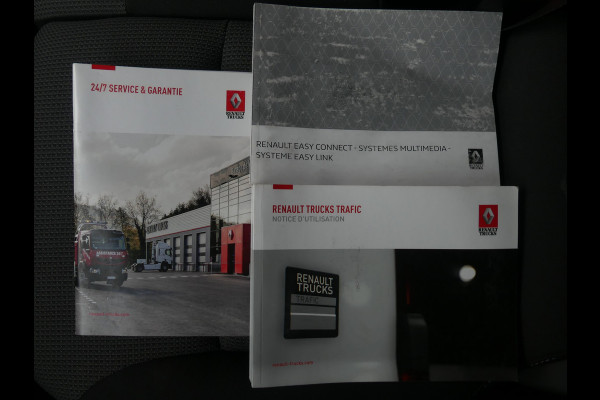 Renault Trafic 2.0 dCi 150PK T30 L2 RED EDTION LED/Camera/Apple Carplay