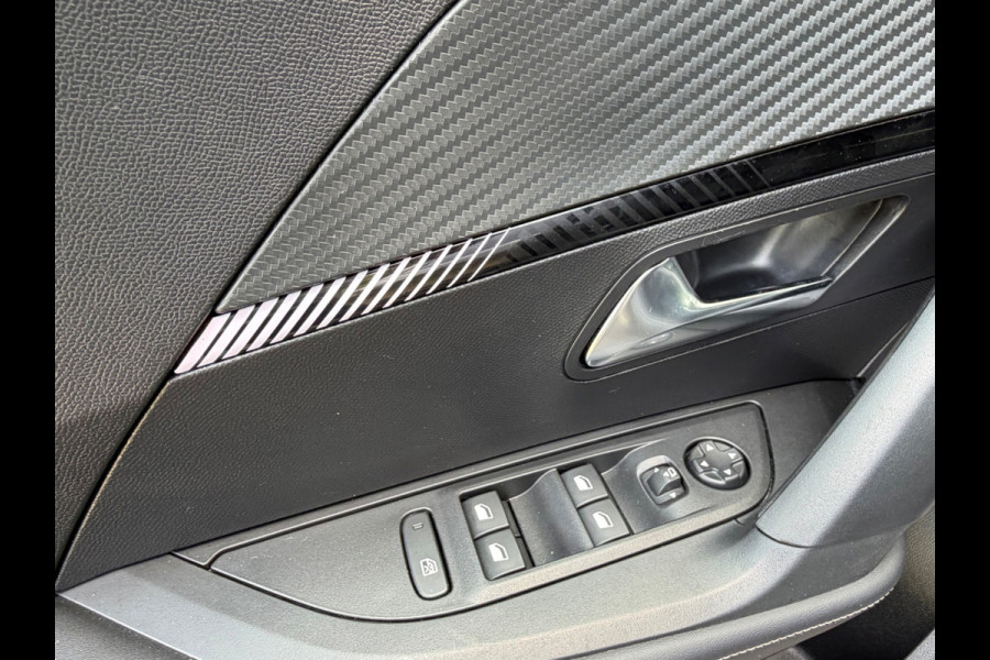 Peugeot 2008 1.2 PureTech 100 Allure, achteruitrijcamera, led verlichting, navigatie, luxe uitvoering!