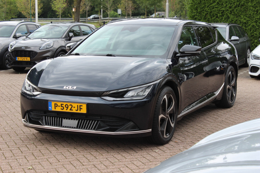 Kia Ev6 Plus AWD 77.4 kWh / SoH 90% / Trekhaak / Camera / V2L / Leder / CarPlay / 20'' / Keyless / Ventilatie+Verwarmd / Dodehoek / DAB / ACC / Warmtepomp