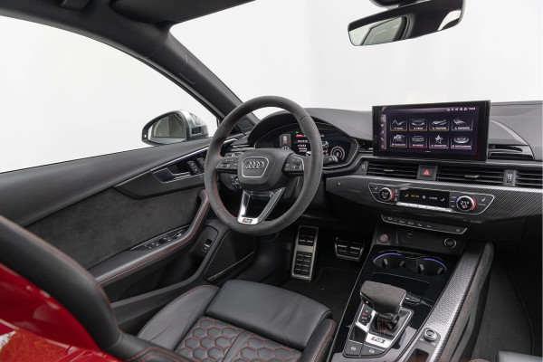 Audi RS4 Avant 2.9 TFSI 450pk Quattro Pano Dynamic B&O 20'' HuD Massage ACC