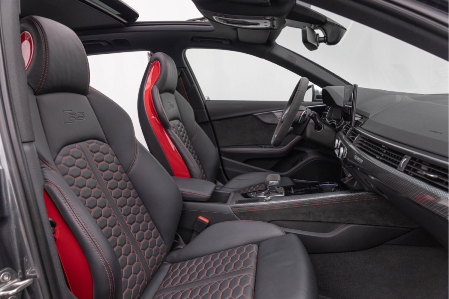 Audi RS4 Avant 2.9 TFSI 450pk Quattro Pano Dynamic B&O 20'' HuD Massage ACC