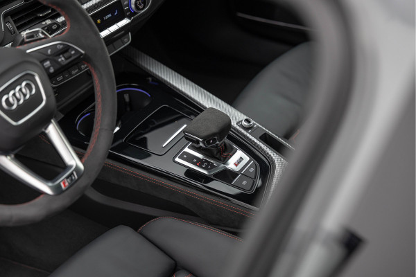 Audi RS4 Avant 2.9 TFSI 450pk Quattro Pano Dynamic B&O 20'' HuD Massage ACC