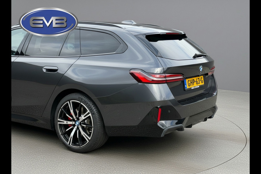 BMW 5 Serie Touring 530e, M sport PRO, ALLE OPTIES, panoramadak, electr bedienbare trekhaak,b&w, nieuwprijs € 98781,- NL auto nap