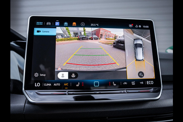 Volkswagen Golf 8.5 1.5 eHybrid GTE - Pano l HUD l 360cam l Dodehoek
